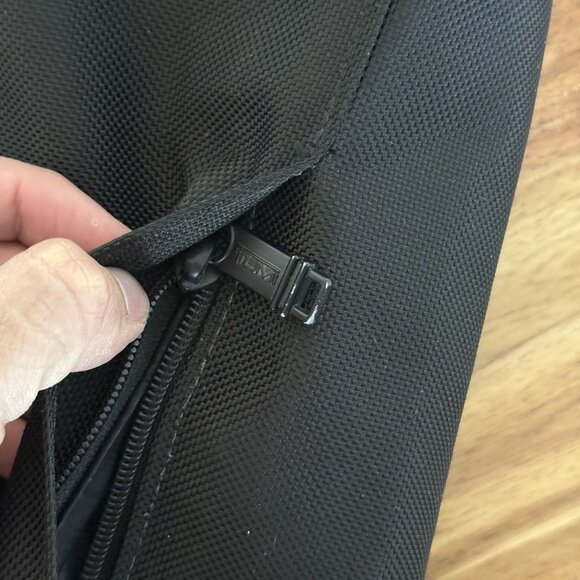 Tumi Alpha 2 Compact Large Screen Briefcase Laptop Bag Nylon Black 26114D2 $550 - Picture 13 of 16